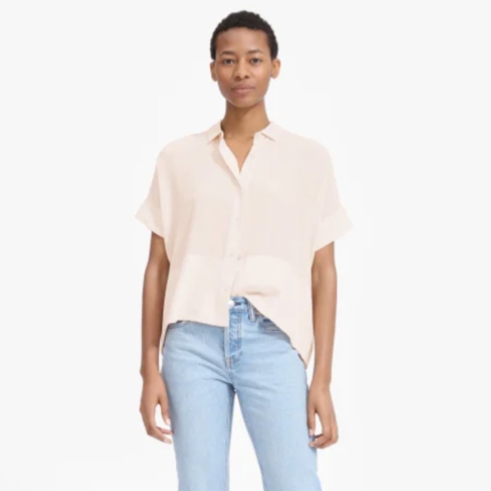 EVERLANE EUC Clean Silk Short-Sleeve Square Shirt